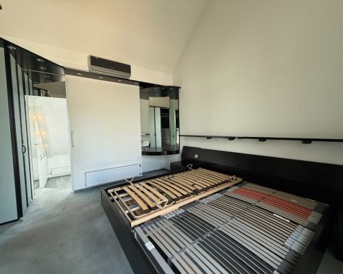 10 Schlafzimmer Ansicht 2