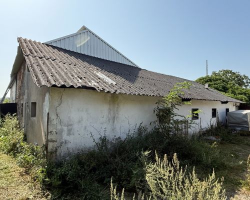 8 ehemaliger Stall gelegen am Wohnhaus 