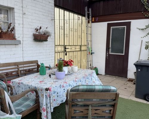 Terrassenüberdachung Eingang Garage