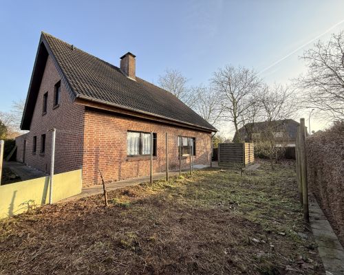 5 Seiten- und Gartenansicht