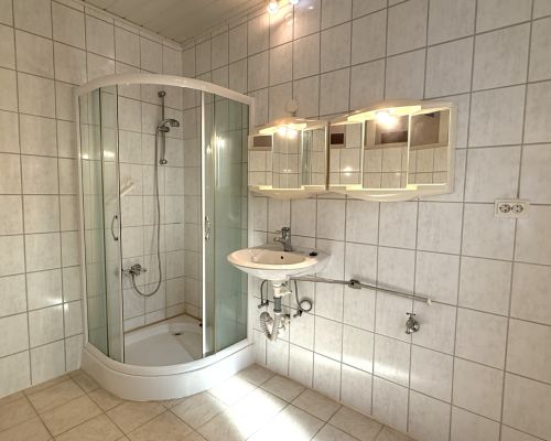 13 Badezimmer