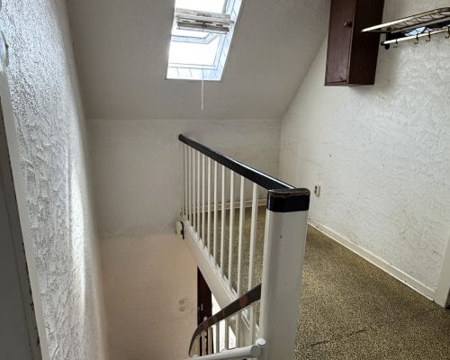 15 Flur Dachgeschoss