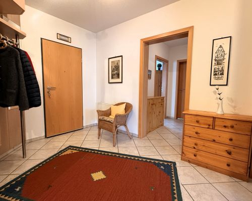 5 Eingangsbereich Diele