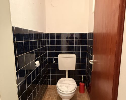 12 Toilette