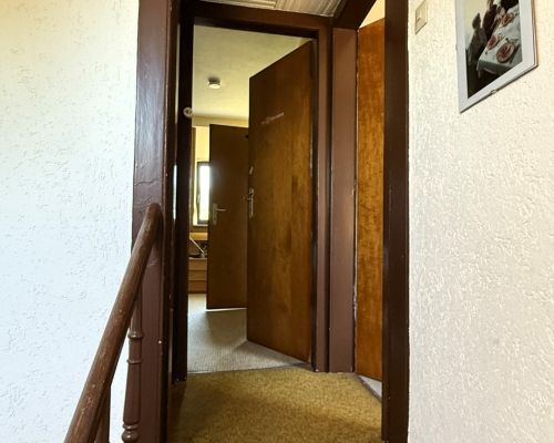 15 Treppenaufgang Flur Dachgeschoss