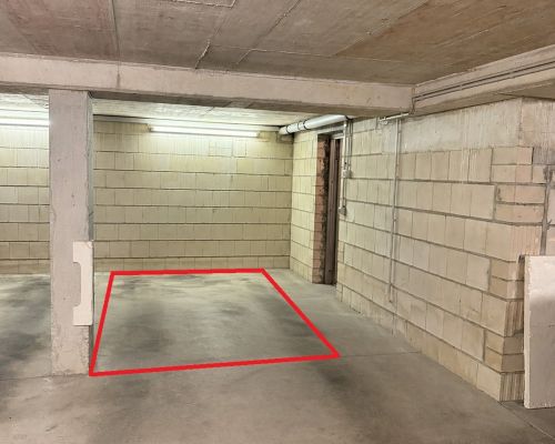 6 Tiefgaragenstellplatz