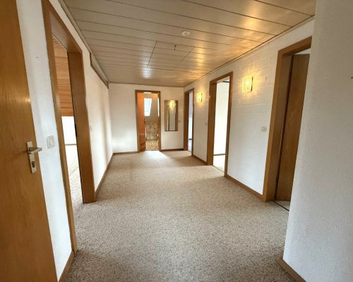 Flur 2 im Dachgeschoss