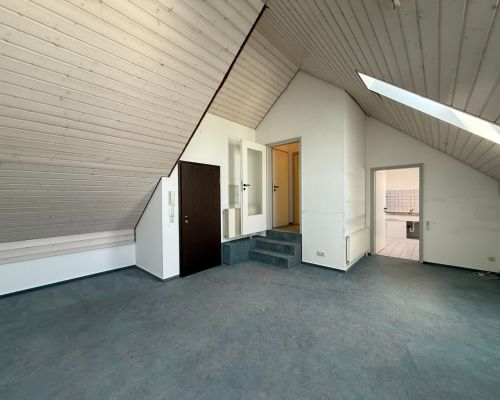 26 Wohnung Spitzboden Ansicht 2