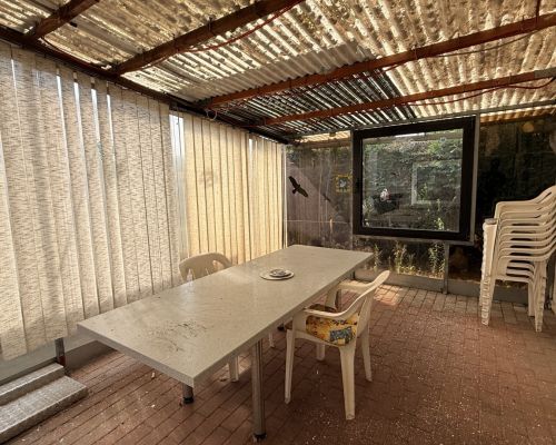 19 überdachte Terrasse