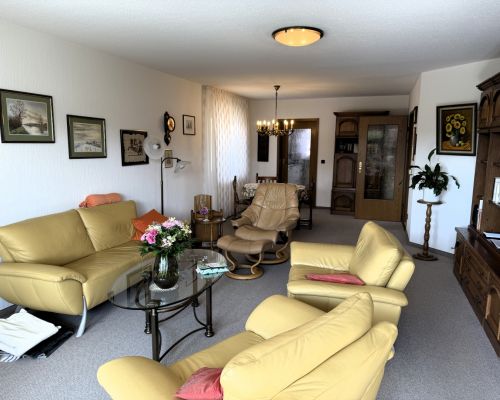 13 Wohn und Esszimmeransicht